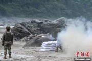 梦见洗澡西藏军区某部高原峡谷实弹射击 锤炼实战能力